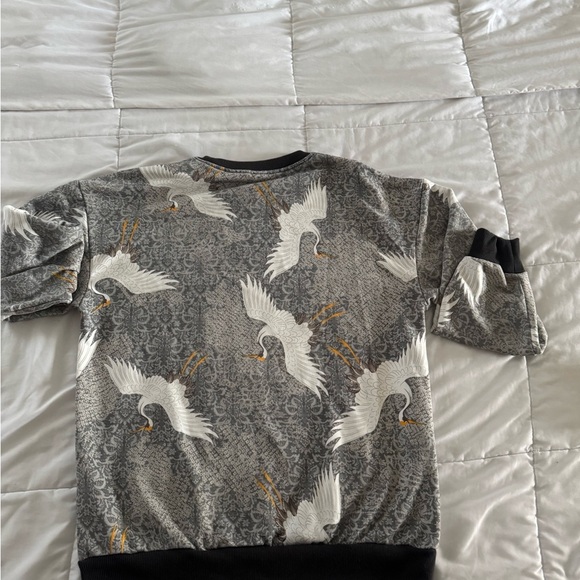 NICE SWEATER SIZE XL WOMEN. Men is M - Picture 7 of 7